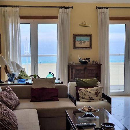 Nazare Apartamento Em Frente Ao Mar Экстерьер фото